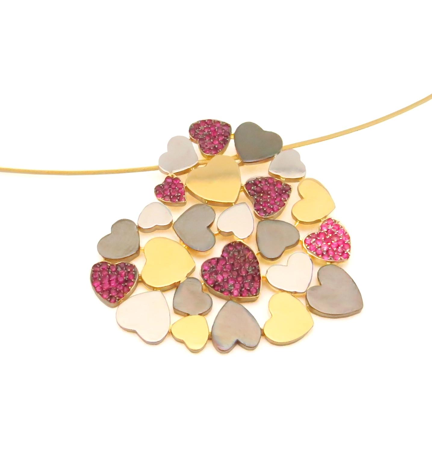 Pendentif Or, Platine et Rubis Glow ©Sauce Rocks