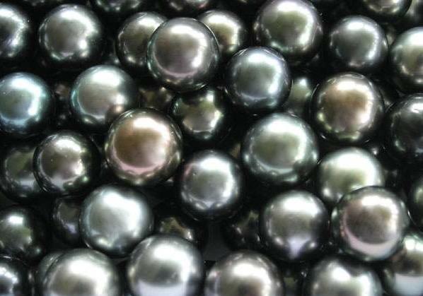 Perles de Tahiti Ⓒ Esprit Joaillerie