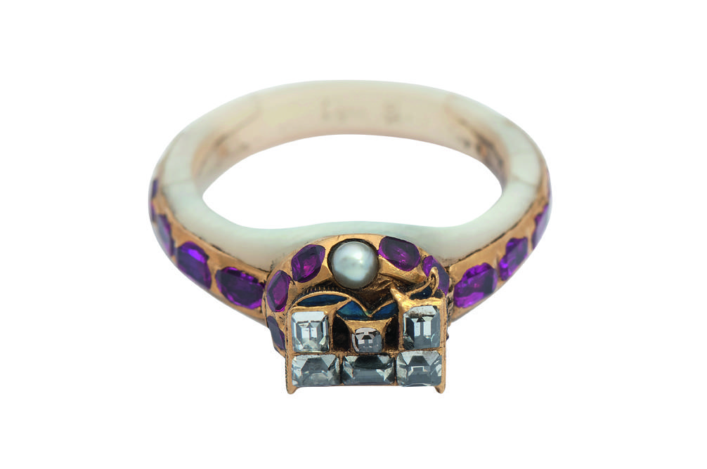 Diamants, Rubis, Perle, Nacre, Or