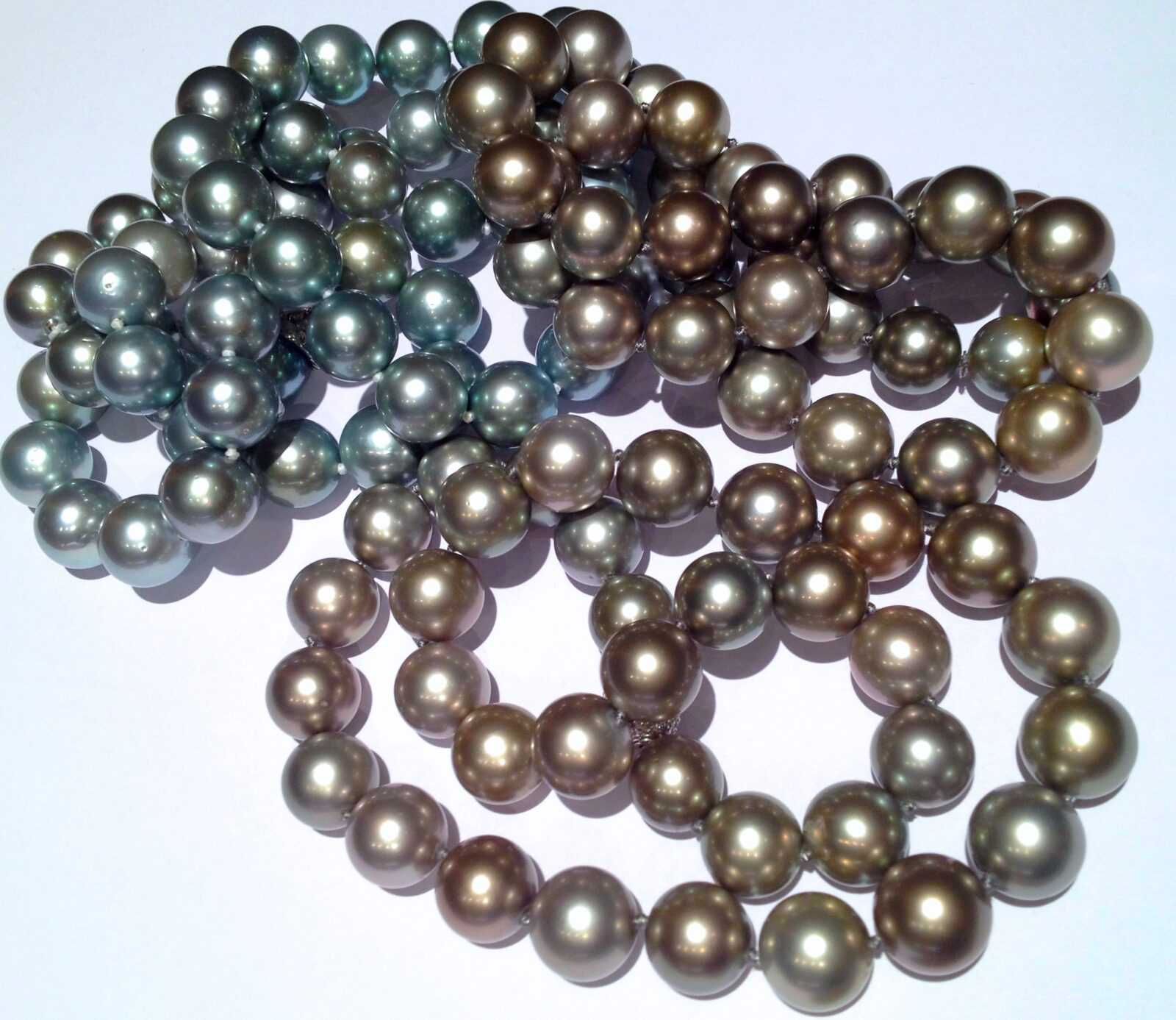 Collier de perles de Tahiti Ⓒ Esprit Joaillerie