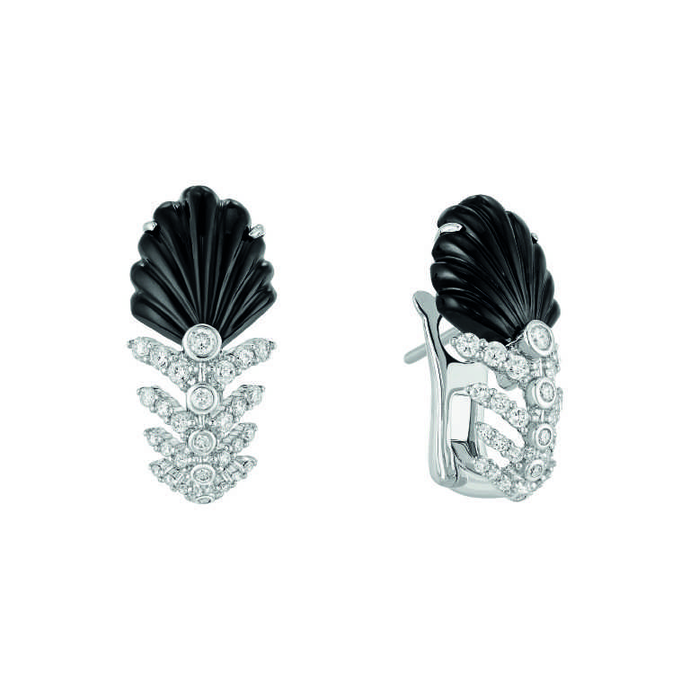 Boucles d'Oreilles "Adrienne" Or, Diamants, Onyx Crédit Lalique Joaillerie