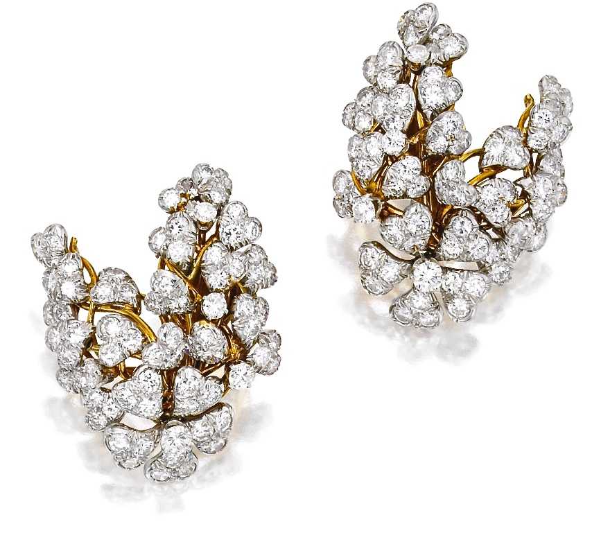 David Webb Boucles d'Oreilles Or et Platine, Diamants
