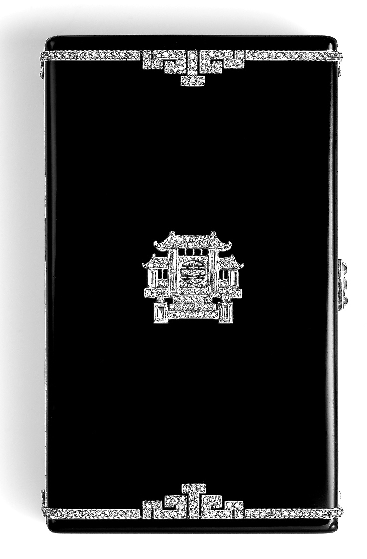 Nécessaire Pagode Or Rose, Or Jaune, Diamants, Émail. Cartier 1927