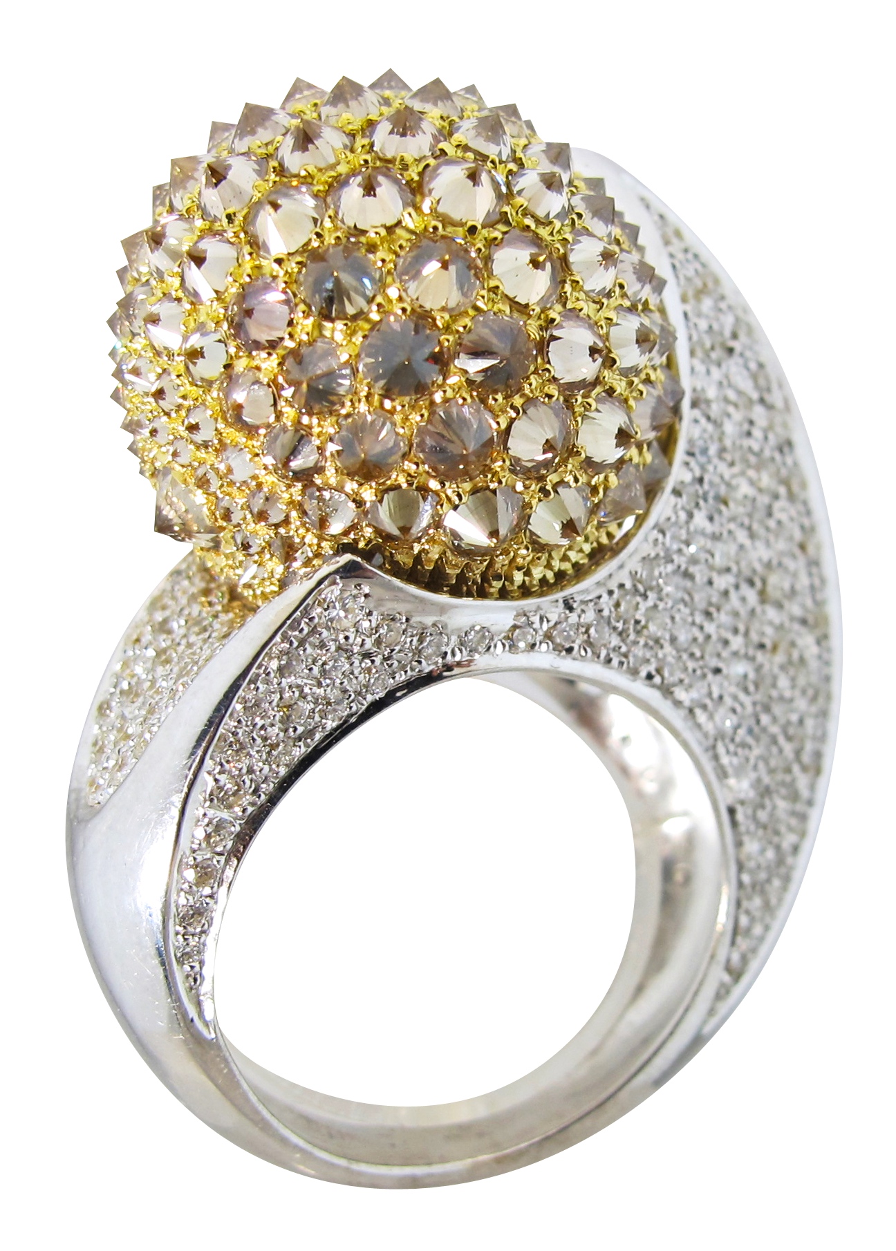 Bague Diamants, Diamants Cognacs, Or Blanc © Erik Schaix