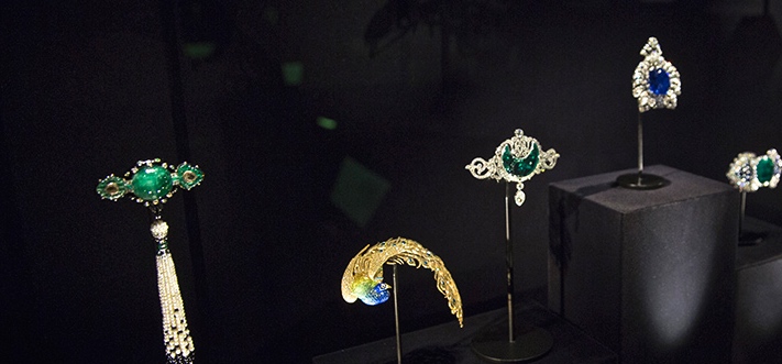 VICTORIA & ALBERT MUSEUM ESPRIT JOAILLERIE 47