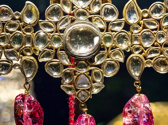 VICTORIA & ALBERT MUSEUM ESPRIT JOAILLERIE 52