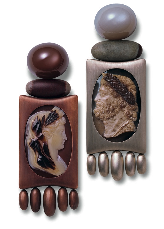 Boucles d'Oreilles Camée Antique, Pierre de lune, Cuivre, Or Blanc © Hemmerle