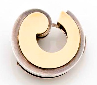 Françoise Cailles Experte du joaillier Boivin Clip René Boivin Or, Argent 1930