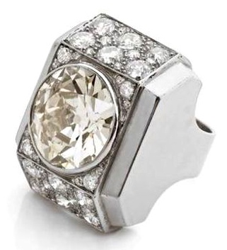 Françoise Cailles Experte du joaillier Boivin Bague René Boivin Diamants, Platine 1930 