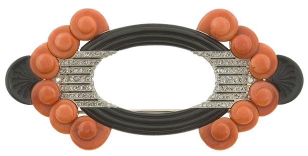 Broche Louis Boucheron Platine, Onyx, Corail, Diamants. 1925 © Les Arts Décoratifs, Paris/Jean Tholance