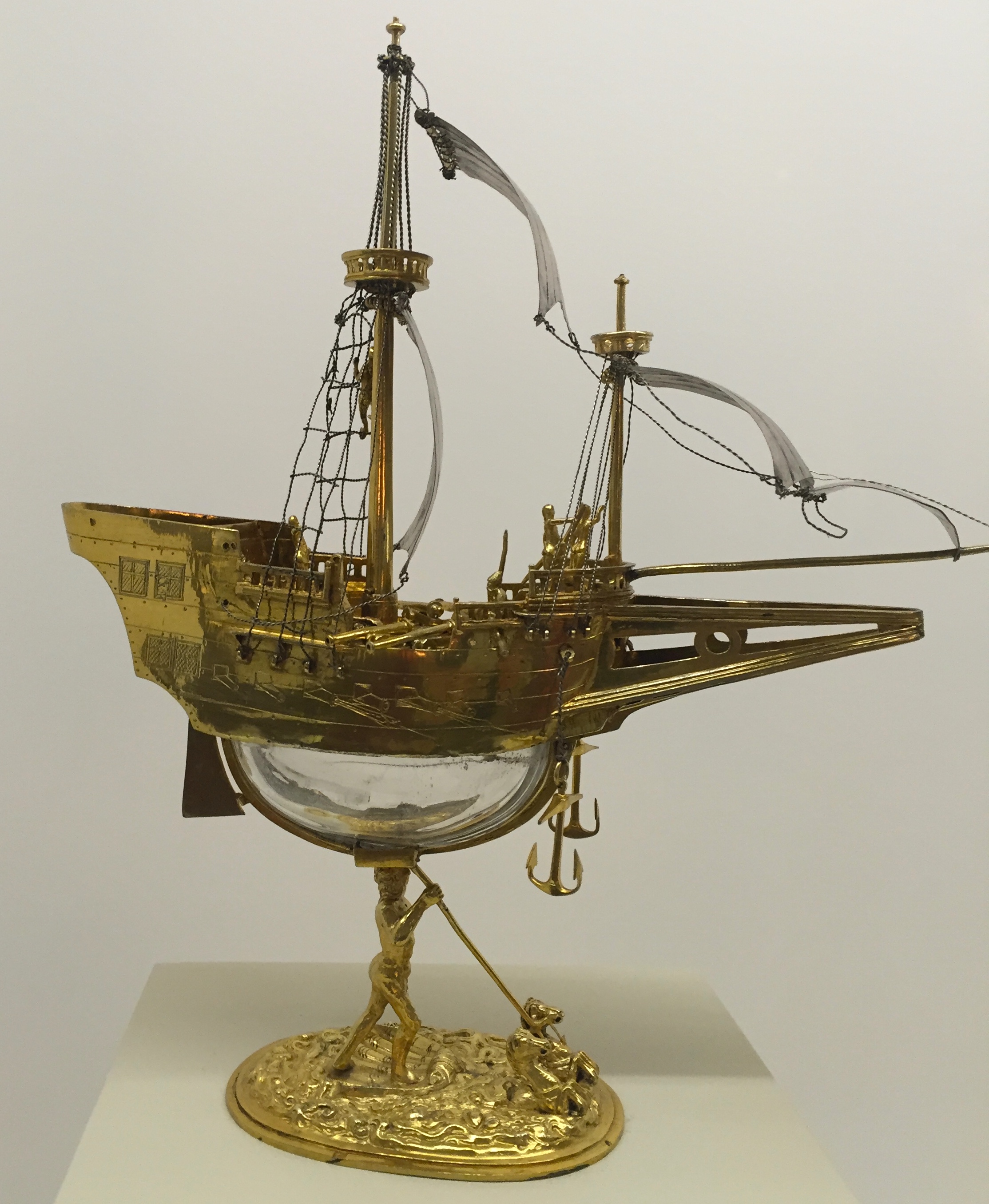 Récipient en Forme de Navire. Nuremberg. Cristal de Roche, Vermeil
