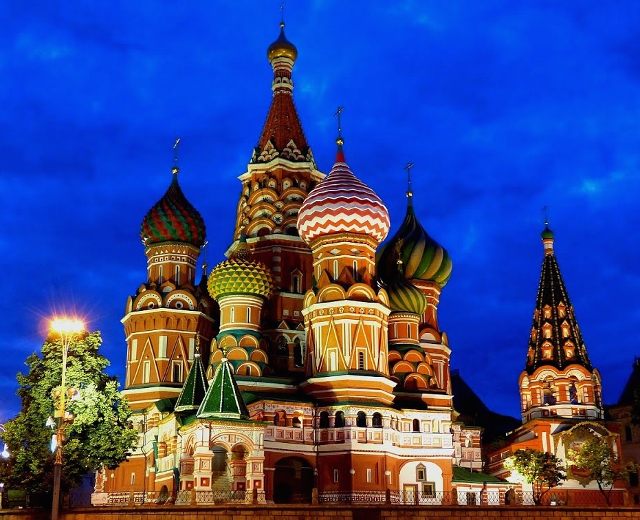 Cathédrale Saint-Basile-le- Bienheureux à Moscou © voyagesmalavoy